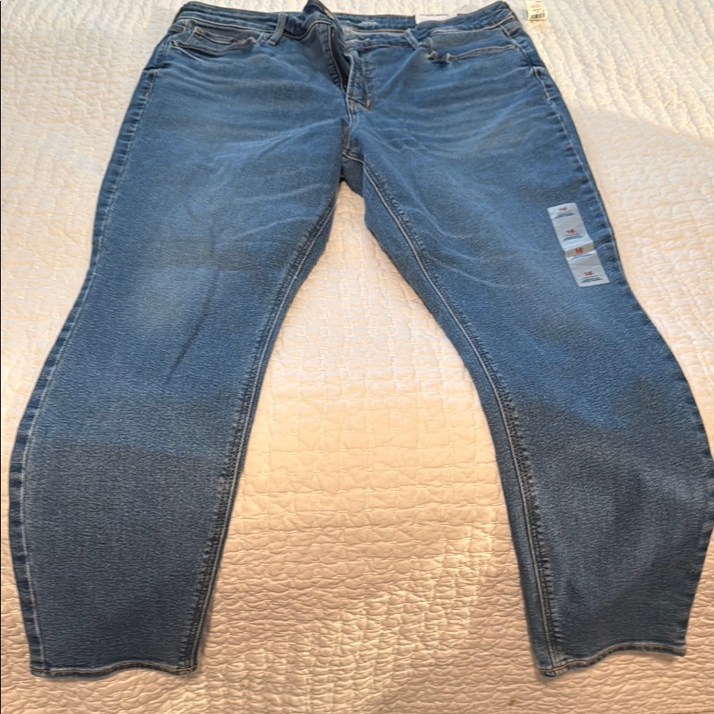 Old Navy Blue Straight Leg Jeans Versatile Everyday Style